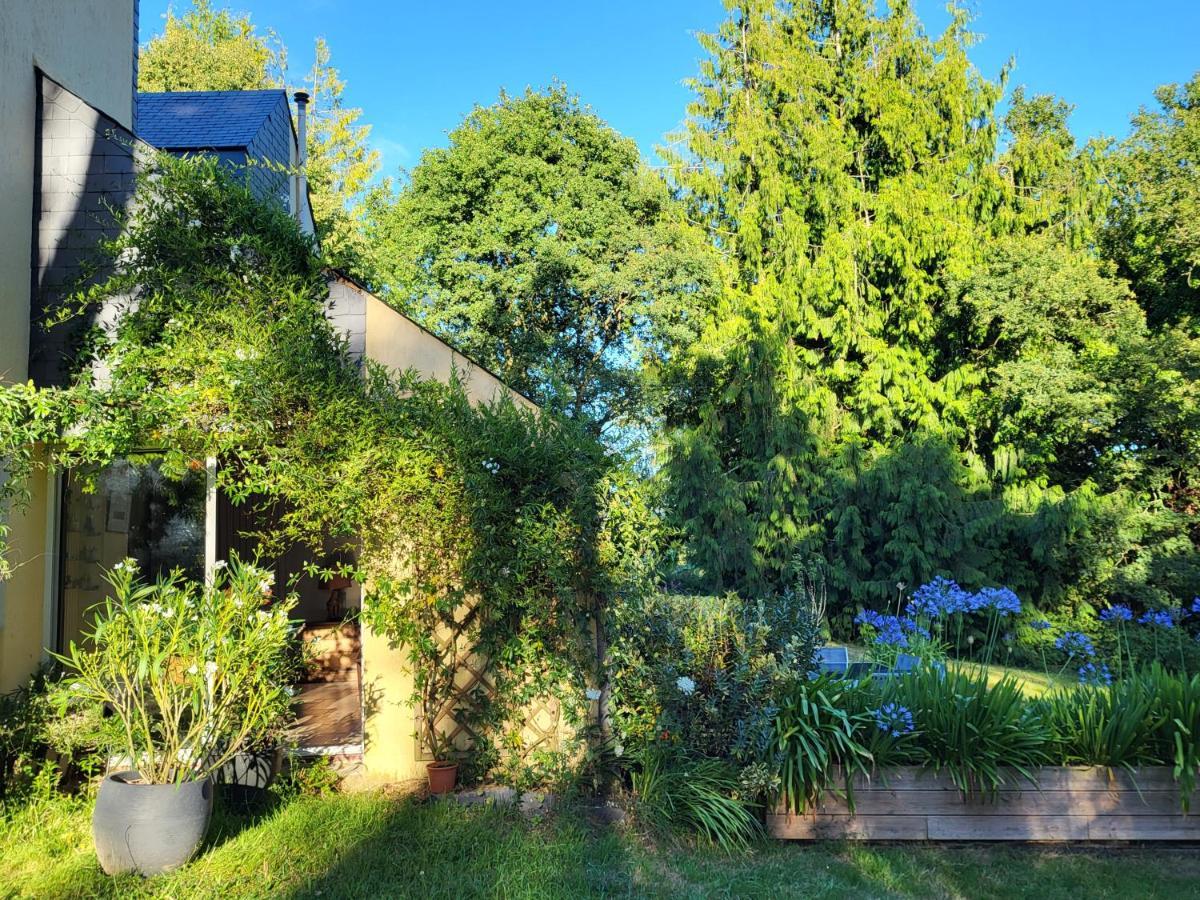 Sérent L'Hippocampe Bed & Breakfast エクステリア 写真